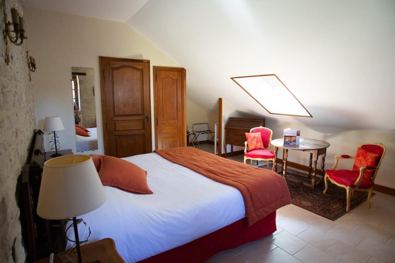 Hotel Le Manoir De Mathan Crepon A La Campagne 5 Mn D'Arromanches Et 10 Mn De Bayeux Kültér fotó