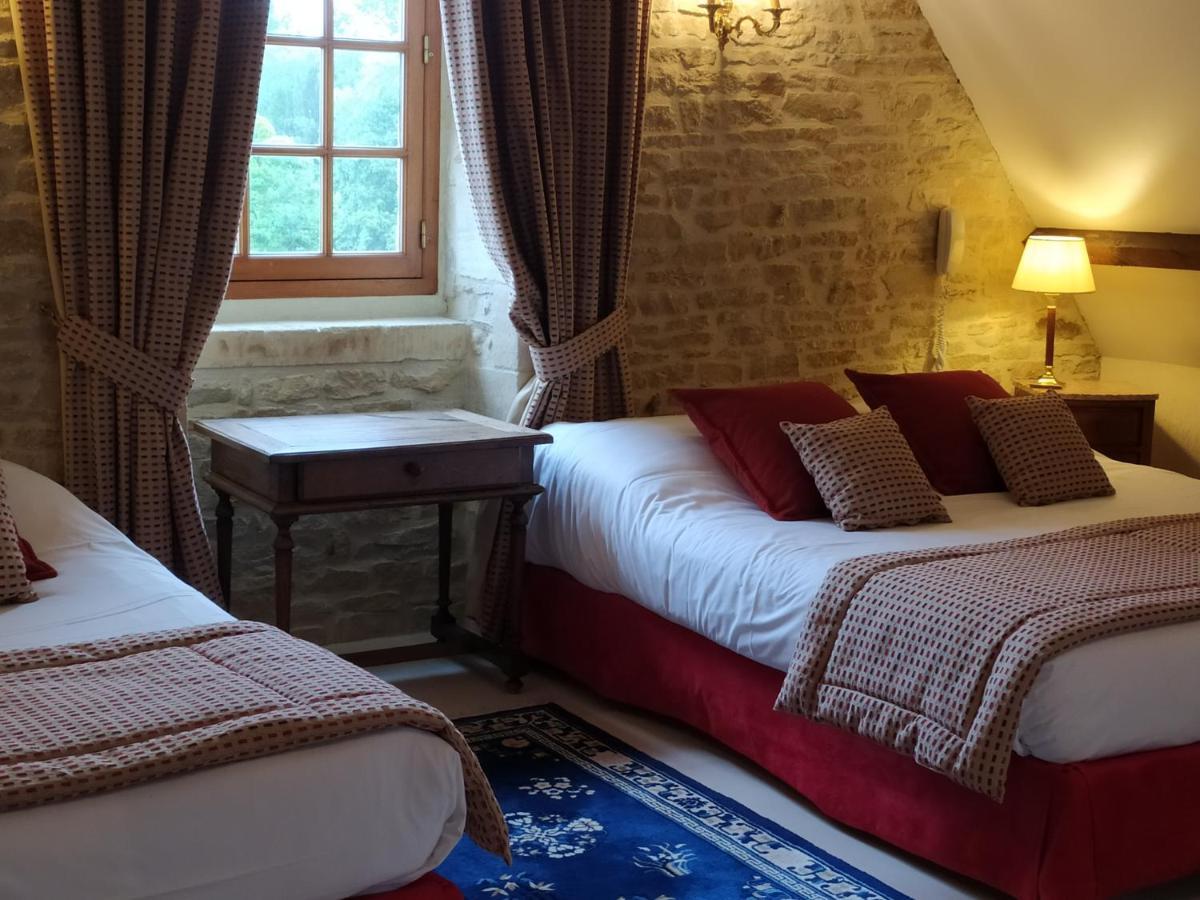 Hotel Le Manoir De Mathan Crepon A La Campagne 5 Mn D'Arromanches Et 10 Mn De Bayeux Kültér fotó